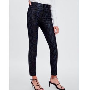 NWT Zara Hi-Rise Snake Print Leggings